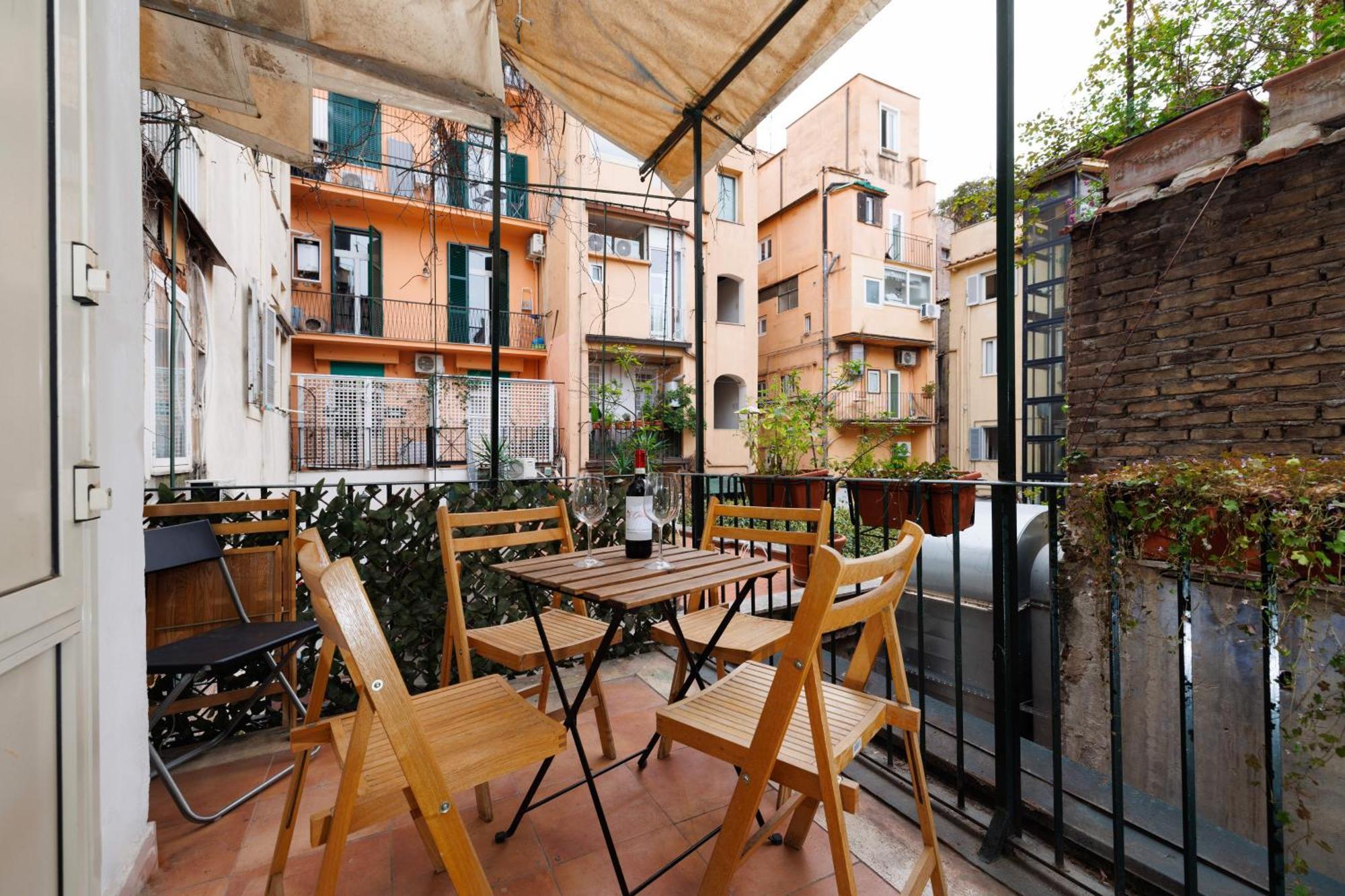 Gesu E Maria Balcony Apt At Spanish Steps 로마 외부 사진